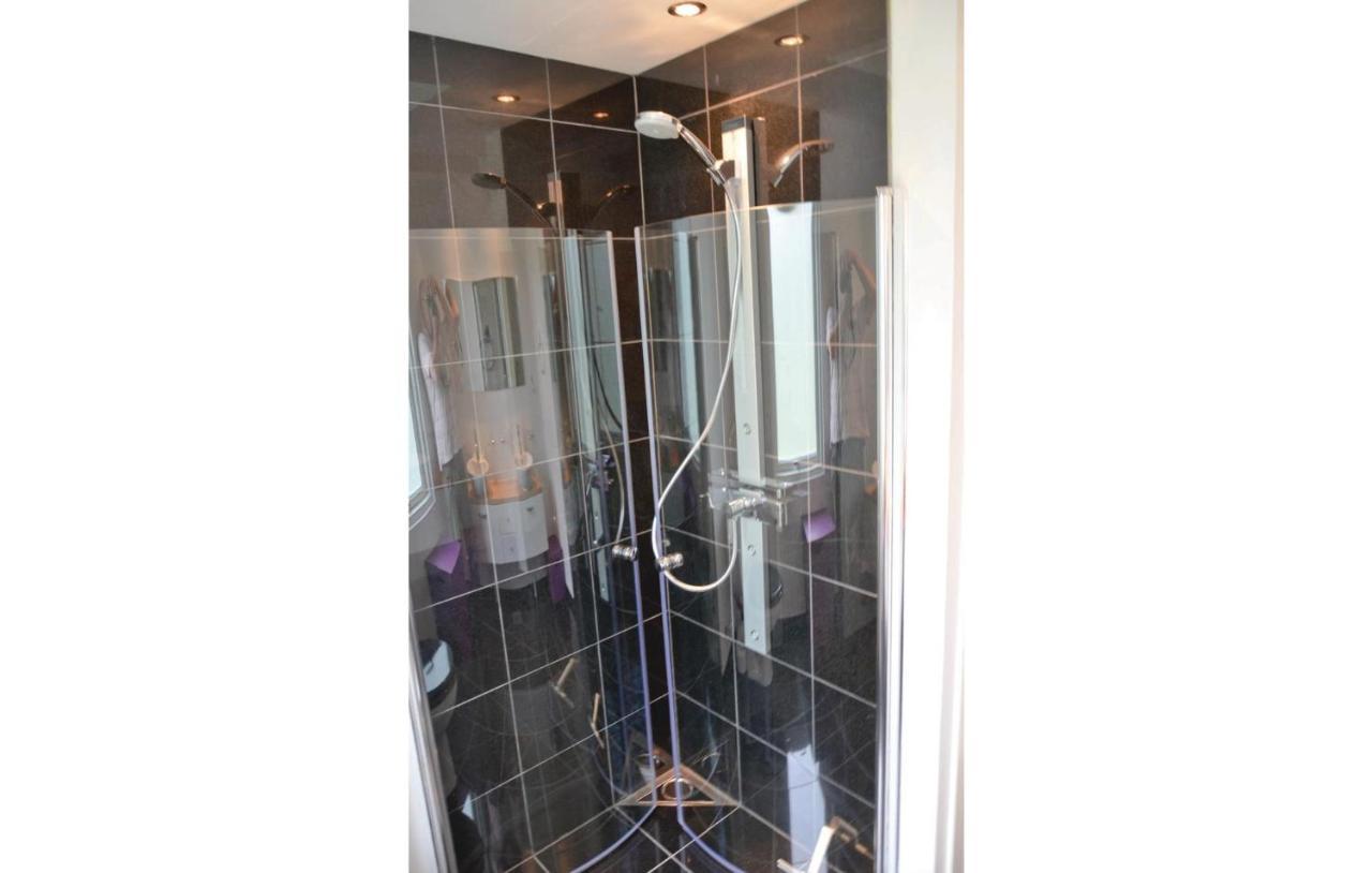 Nice Home In Sunne With Jacuzzi Alvsatern Екстер'єр фото