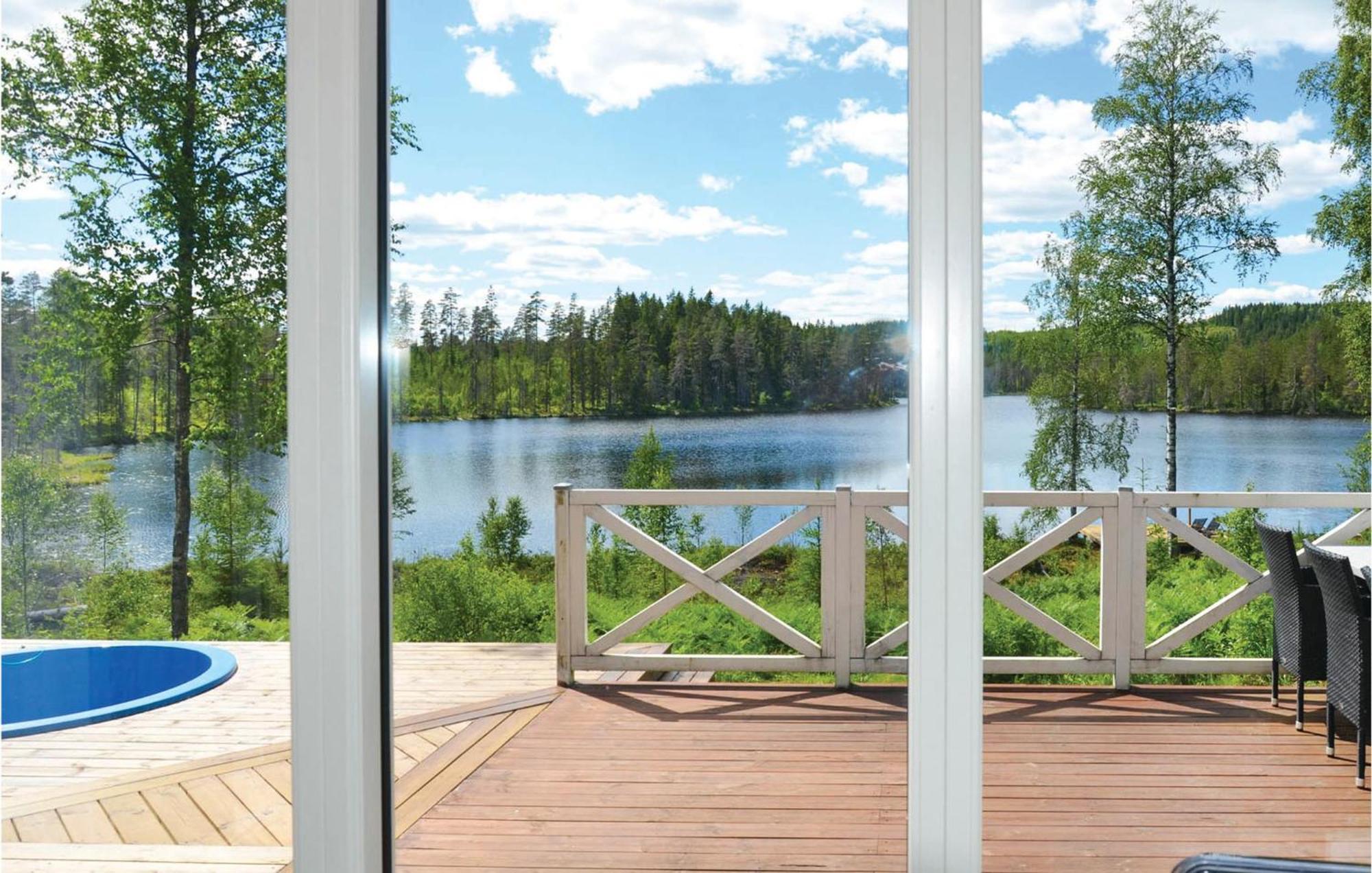 Nice Home In Sunne With Jacuzzi Alvsatern Екстер'єр фото